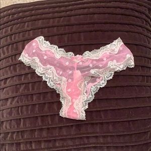 Victoria Secret Pink Pokadot Lacey Panty -NWT-XS